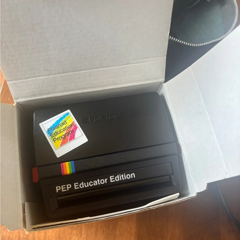 Polaroid 600 Series Rare PEP Educator Edition Camera - Black